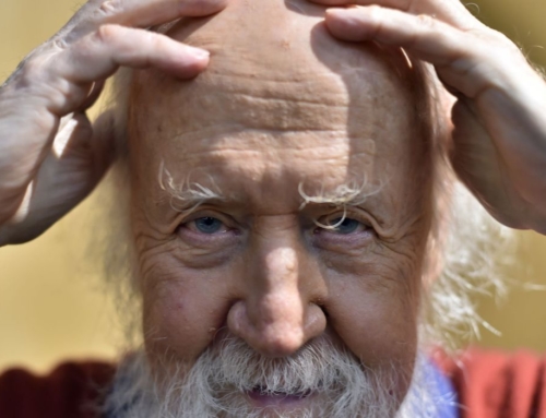 Le cri d’alarme d’Hubert Reeves: « La disparition des vers de terre, aussi grave que le réchauffement climatique »